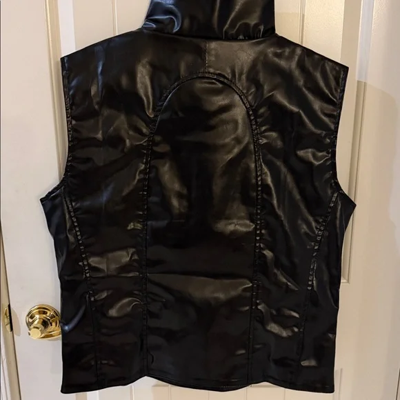 Laverapelle Men's Batman Faux Leather Jacket with Hood and Vest - Picture 12 of 12